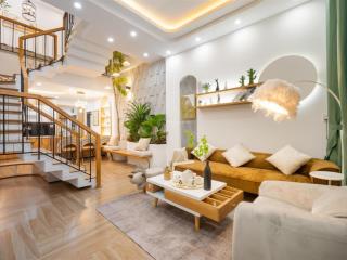 Hiếm ngang lớn 8m x 11m! khu sang phạm ngọc thạch, q3. góc 2mt rất thoáng chỉ 21.9 tỷ, o902323354