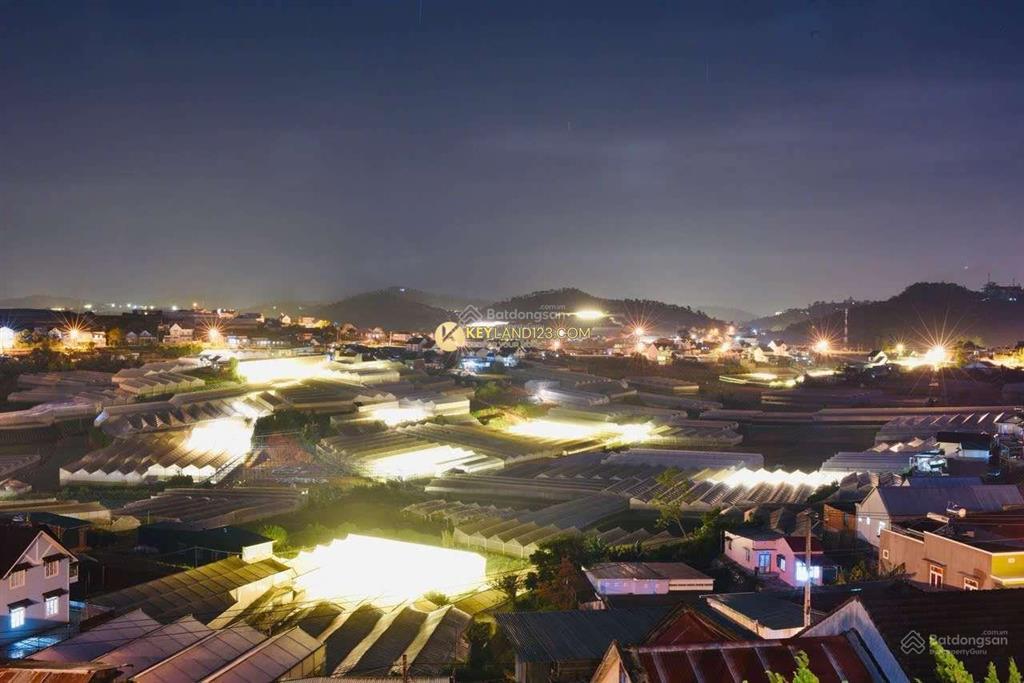 Hotel kqh ngô quyền 131m2 nở hậu 5 tầng 10 phòng có hđ thuê 25 tr/tháng view săn mây thung lũng