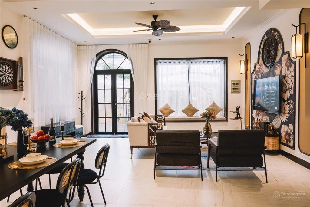 Villa song lập hoàn công nở hậu cách chợ đà lạt hồ xuân hương 2km nguồn thu 70tr/tháng