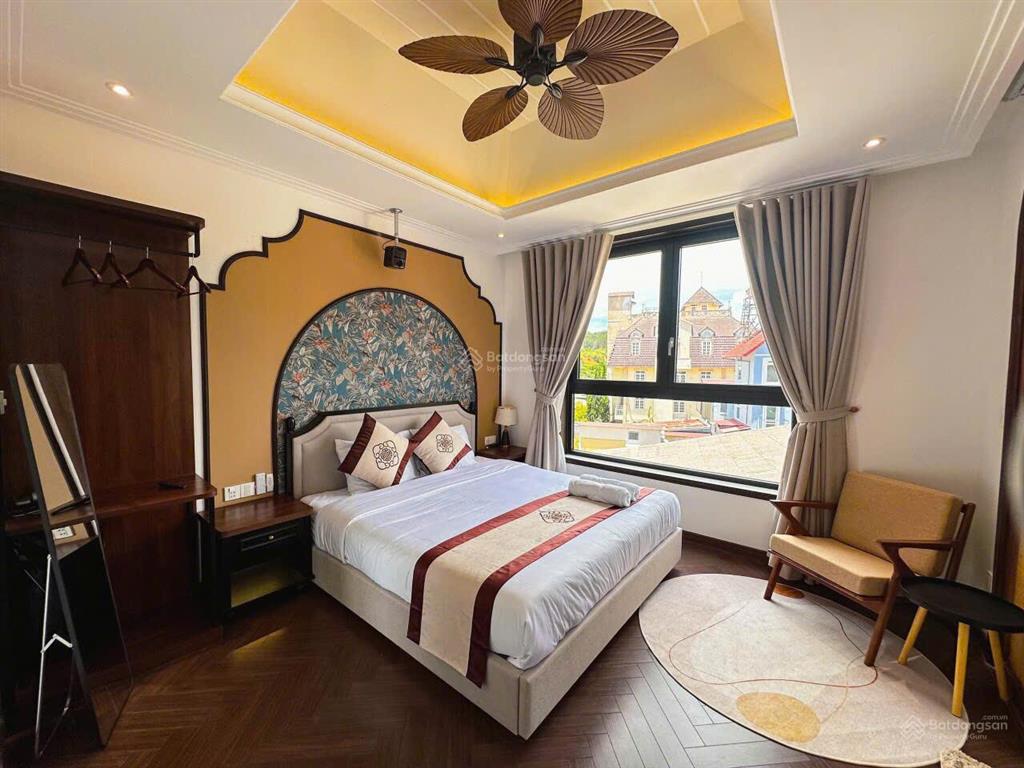 Villa song lập hoàn công nở hậu cách chợ đà lạt hồ xuân hương 2km nguồn thu 70tr/tháng