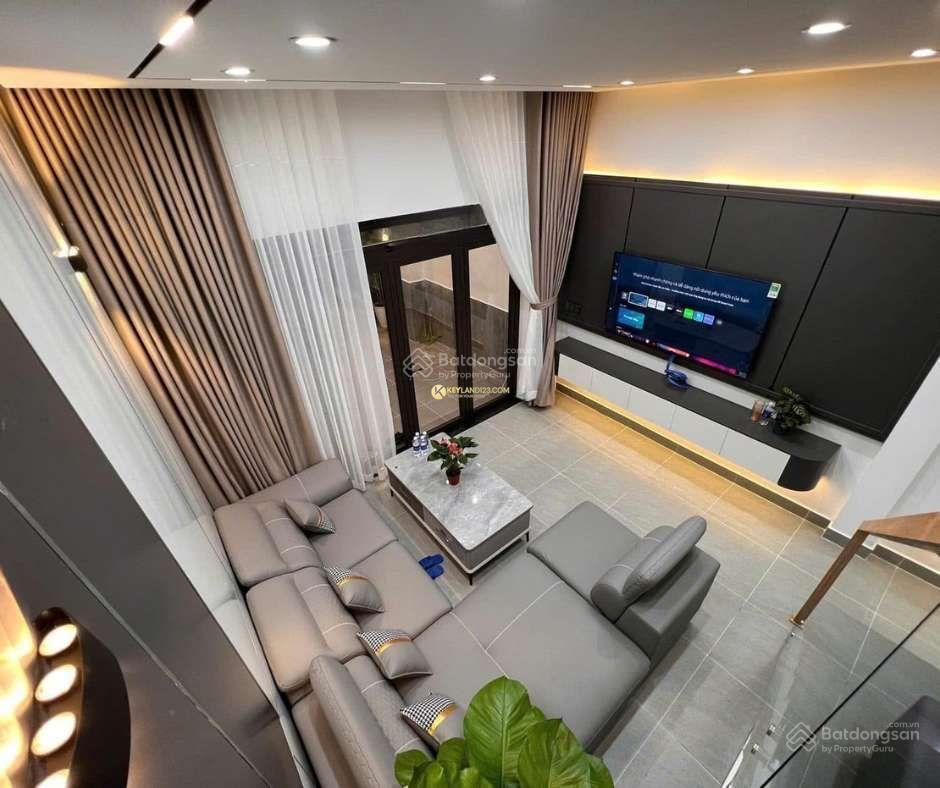 Nhà 2 mặt tiền ngay kqh cách hồ xuân hương 1,5km, view thoáng đẹp săn mây