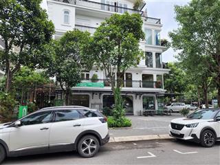 Liền kề góc thuỷ nguyên 226m2, vị trí đẹp, kinh doanh nhà hàng tốt giá 79 tỷ có thương lượng