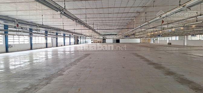 Cho thuê kho xưởng sản xuất 1.600m2, có pccc mặt tiền đường hương lộ 80b, quận 12.