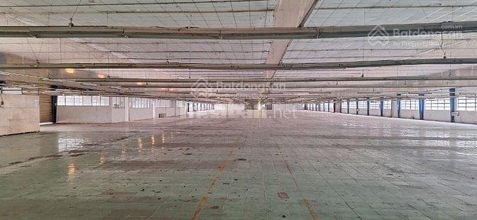 Cho thuê kho xưởng sản xuất 1.600m2, có pccc mặt tiền đường hương lộ 80b, quận 12.