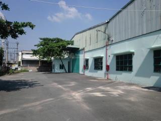 Cần cho thuê kho xưởng 4.551m2 mặt tiền đường lê đức thọ, p.4, q. gò vấp.