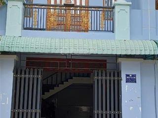 Bán nhà dt 67m2. tổng dt sàn 150m2. gần ubnd p tân bình, dĩ an, bình dương