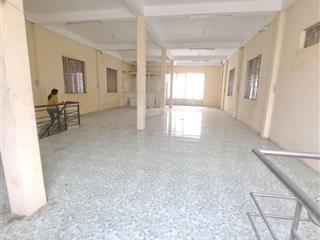 Cho thuê nhà xưởng bình trị đông 8*25 đúc 3 lầu suốt có thang tời