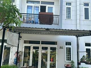 Cho thuê nhà nguyên căn mt đt 824, xã đức hòa hạ, dtsd 210m2, 1 trệt 2 lầu, 3 pn ngay bella vila