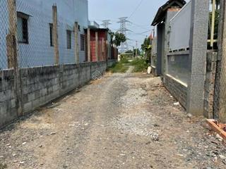 Đất thổ cư xây trọ ngay đối diện e.city tân đức, 10x38 (380m2), giá chỉ 1ty8 cặp, shr