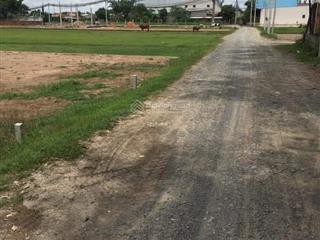 Bán đất thổ cư, tại xã hòa khánh, 5x30 ( 150m2), giá chỉ 550 triệu, đường đá 3m , đường thông