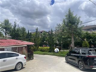 Nhà đẹp 80m2 trung tâm phố p. xuân hương  đà lạt, sân đậu ô tô, view trực diện công viên 8,9 tỷ