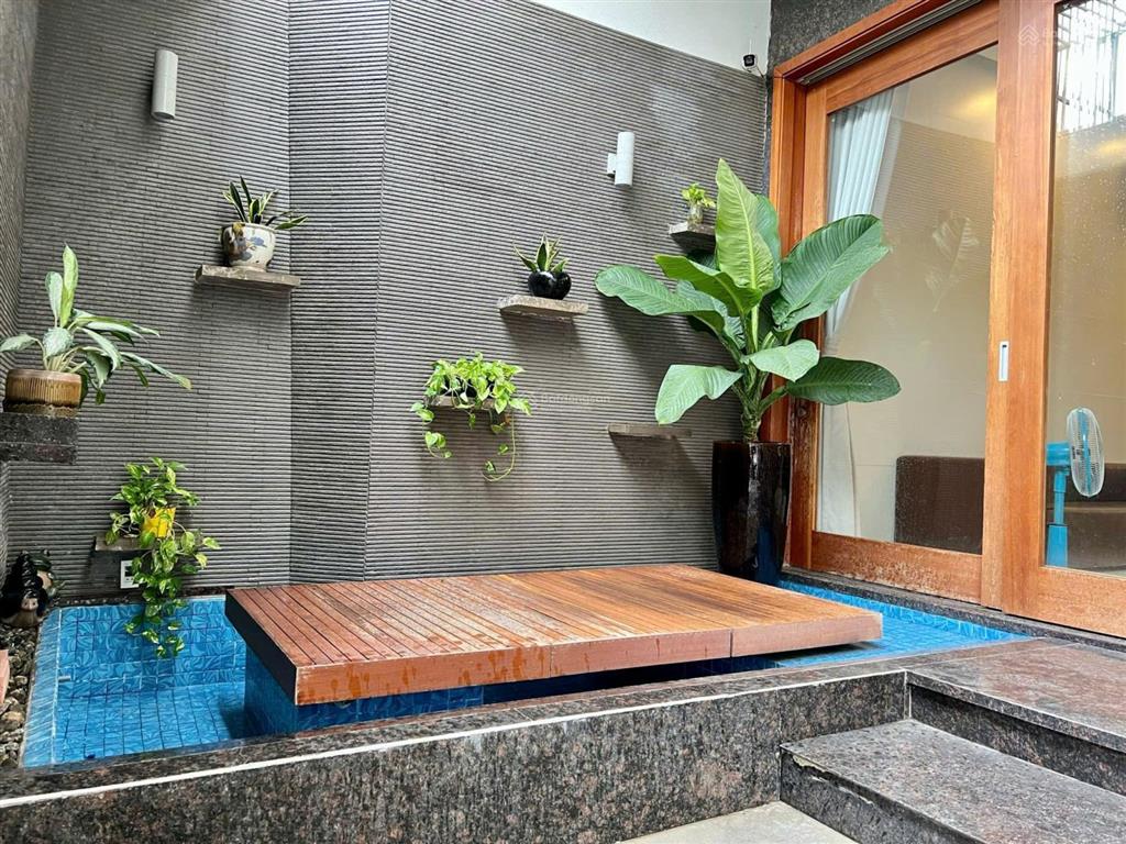 Chính chủ bán nhà biệt thự đường trường sơn, phường 2, quận tân bình. dt 10x30m, 4 tầng giá 41.5tỷ