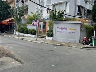 Chính chủ bán nhà mặt tiền ngay khu phố ẩm thực phan xích long . diện tích 8.2x16m, kết cấu 4 tầng
