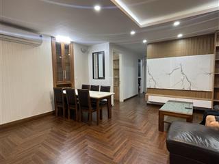 Căn hộ cc mini tầng 3 của toà cc 6 tầng gồm 12 hộ dt tổng 160m2 chia 1 tầng 2 căn hộ  cực thoáng