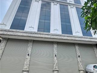 Hiếm có khó tìm  lô góc 2 mặt thoáng  1 mặt phố, 1 mặt ngõ  kinh doanh sầm uất  vỉa hè hai bên