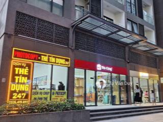 Mặt sảnh  bán shop chân đế vị trí siêu đẹp  vốn ban đầu chỉ 3 tỷ