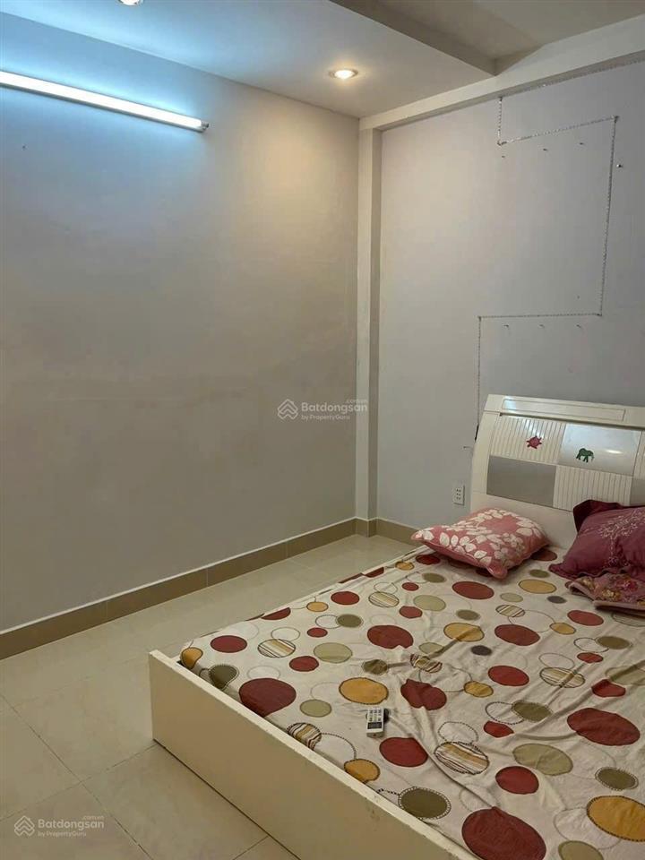 Nhà 4x12m, 3 tầng cư xá phú bình, quận 11