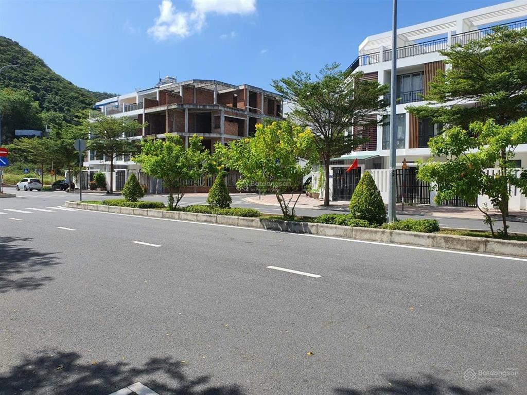 Bán lô đất đường số 4 kđt mipeco thông ra trần phú