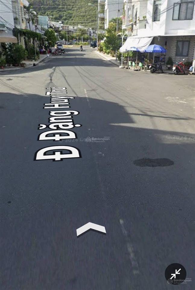 Bán nhà mặt tiền đường đặng huy trứ gần biển nha trang
