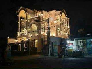 Biệt thự dát vàng siêu đẹp tại q12 đang cần tìm chủ mới, giá 30 tỷ thương lượng mạnh