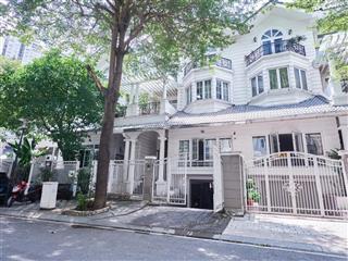 Bán biệt thự đẹp tại saigon pearl, 98 tỷ, 147m2, 5pn, 5wc, 4 tầng, nhiều tiện ích