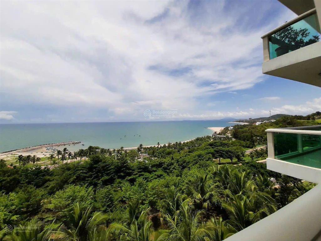 Cần bán căn 2pn view biển diện tích 135m2