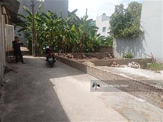 Bán đất phân lô kẻ tạnh  giang biên 30m², ngõ 2.5m oto đỗ, sát phố