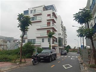 Bán đất 80m2 mt 5.6m tdc ngọc thụy  đường 17.5m, trung tâm long biên