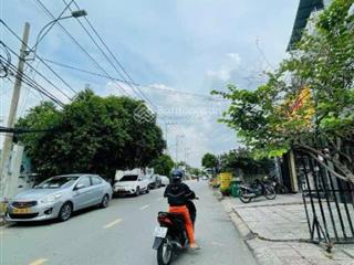 Gấp  bán nhanh chdv nhà 4 tầng ngay kha vạn cân thu nhập 80tr/tháng