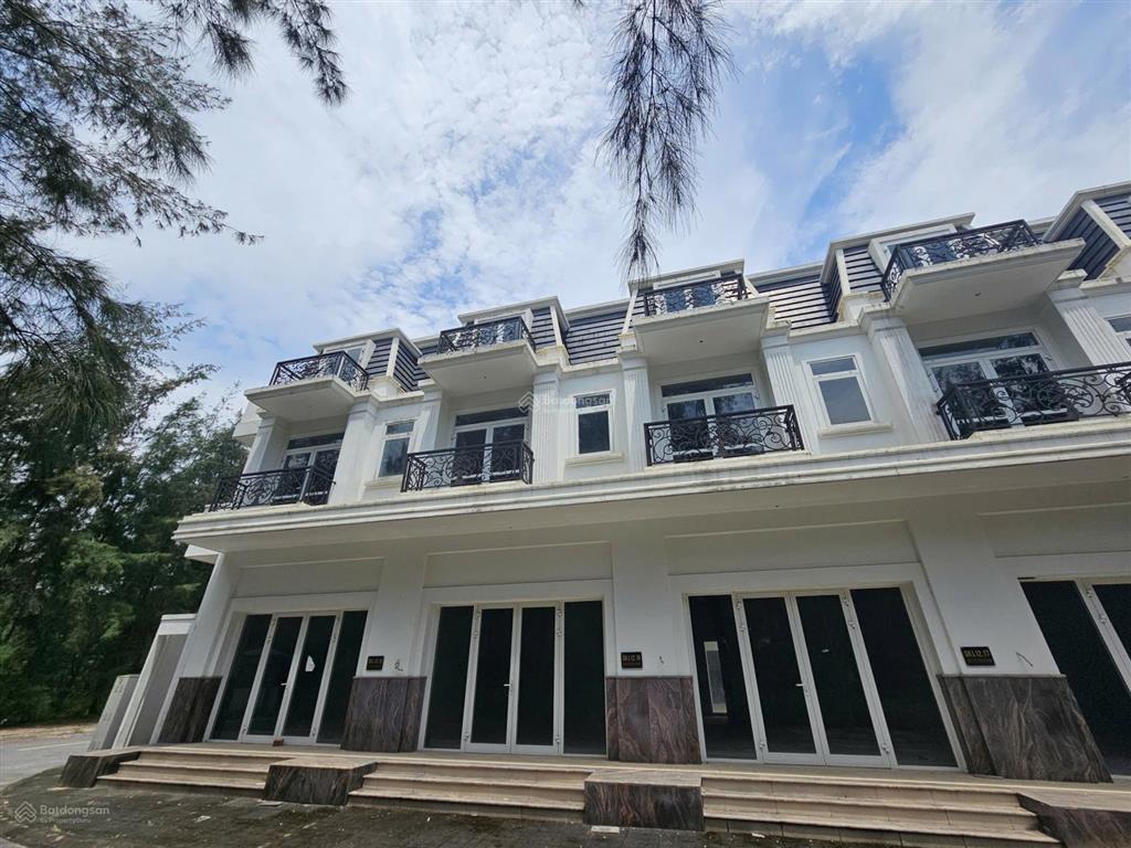 Chính chủ cần bán liền kề hoa tiên paradise, 85m2. mặt tiền 5m. giá 2.4 tỷ. . 0981 133 ***