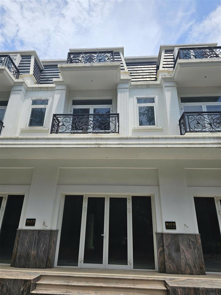 Chính chủ cần bán liền kề hoa tiên paradise, 85m2. mặt tiền 5m. giá 2.4 tỷ. . 0981 133 ***