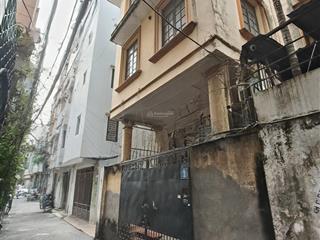 Chính chủ cần bán gấp lô đất tại bà đình dt 140m2 lô góc, ngõ ba gác thông, 12m ra đường oto tránh.