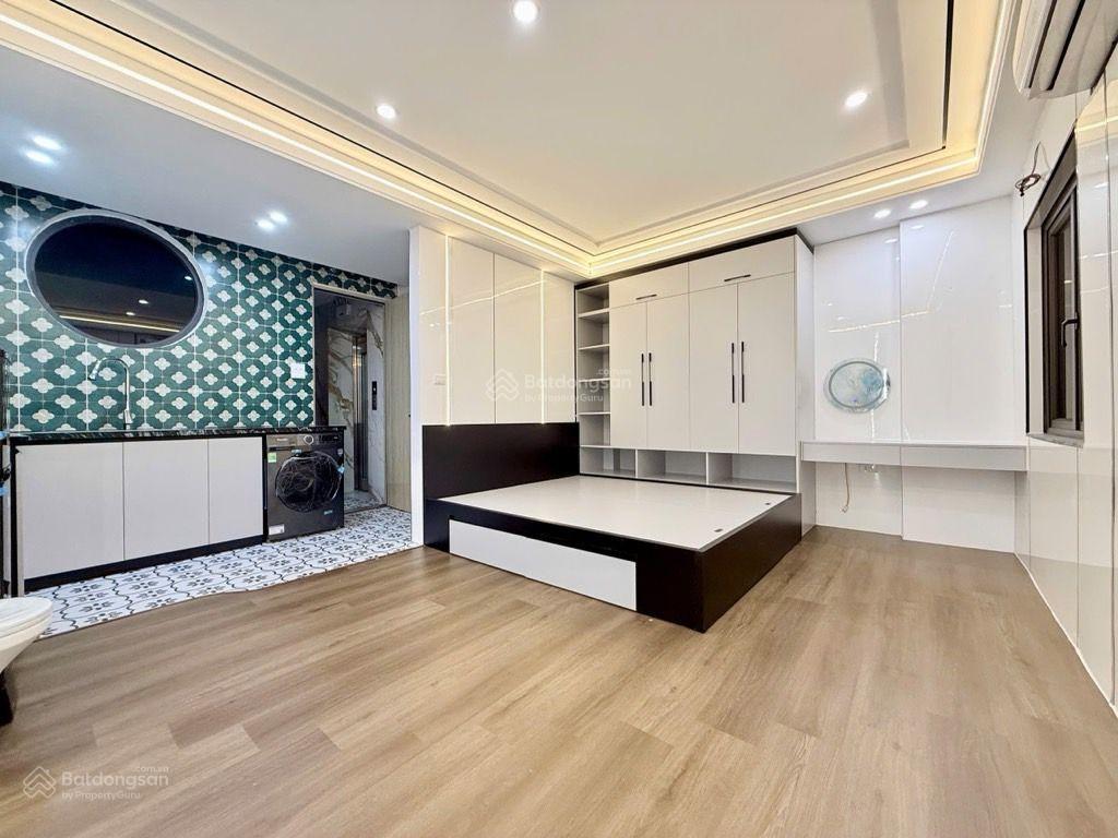 Xuân la nhà dòng tiền siêu hiếm, dt 40m2 mt 5.2m xây 7 tầng, thang máy. dòng tiền 2530tr/tháng