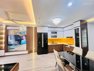 Bán căn hộ chung cư 24t1 hoàng đạo thúy, cầu giấy. dt 120m2 3pn full đồ giá 8.6 tỷ.  0983 237 ***