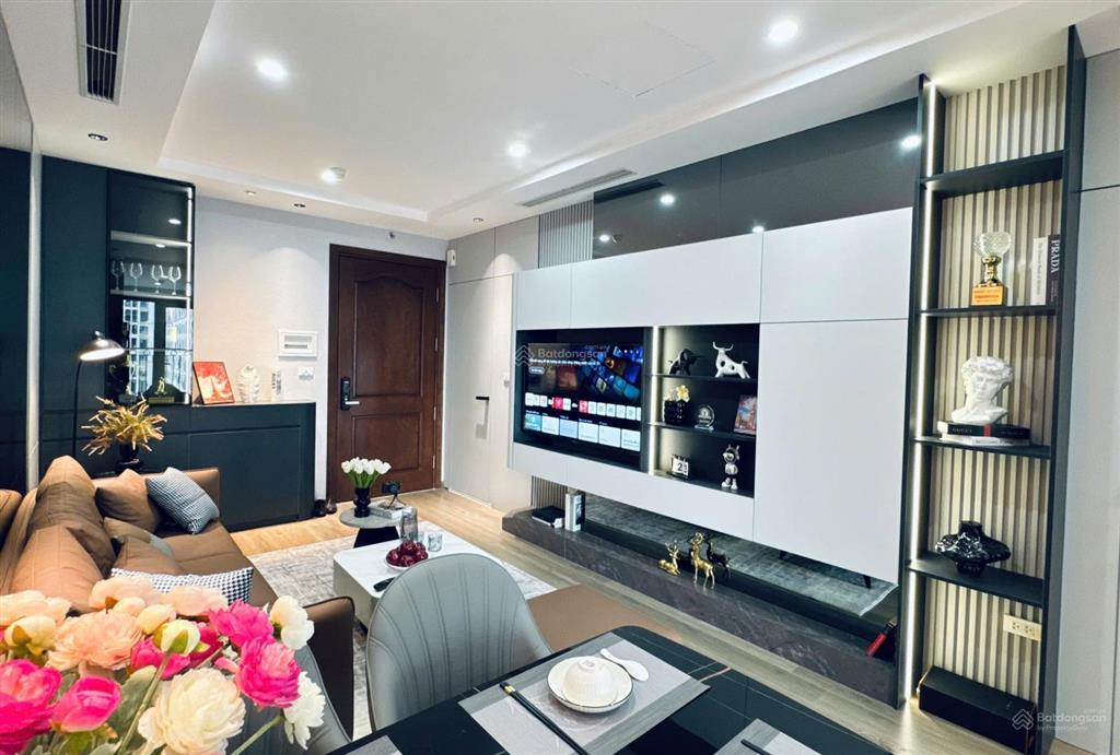 Bán căn hộ chung cư ct1b vov mễ trì, nam từ liêm. 72m2 2n 5.1 tỷ. 0983 237 ***