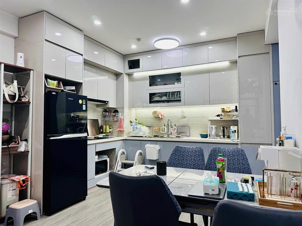 Bán căn hộ chung cư 18t2 lê văn lương, thanh xuân. dt 66m2 2pn 1vs giá 6.18 tỷ. 0983 237 ***
