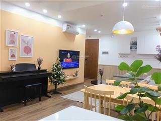 Bán căn hộ chung cư toà x2 đại kim, hoàng mai. dt 82m2 3pn 5.7 tỷ.  0983 237 ***