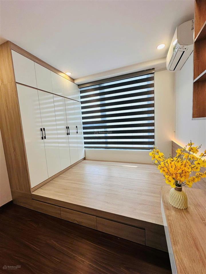 Bán căn hộ chung cư tòa 24t2 hoàng đạo thúy,cầu giấy. 160m2 3pn full đồ , giá 13.7 tỷ. 0983 237 ***