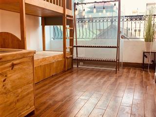 Bán nhà phân lô ngõ 261 trần quốc hoàn, cầu giấy. dt 40m2 x 5 tầng, mt 3.5m.giá 18.5 tỷ.0983 237 ***