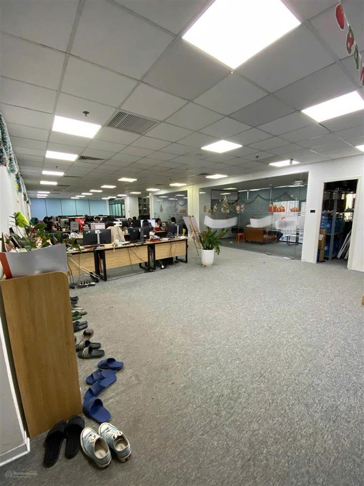 Cho thuê văn phòng 219 trung kính 250m² | cắt nửa linh hoạt ~125m²
