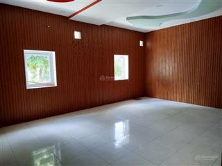 Cho thuê gấp tòa nhà số 12 hoàng việt tân bình kinh doanh mọi nghành nghề