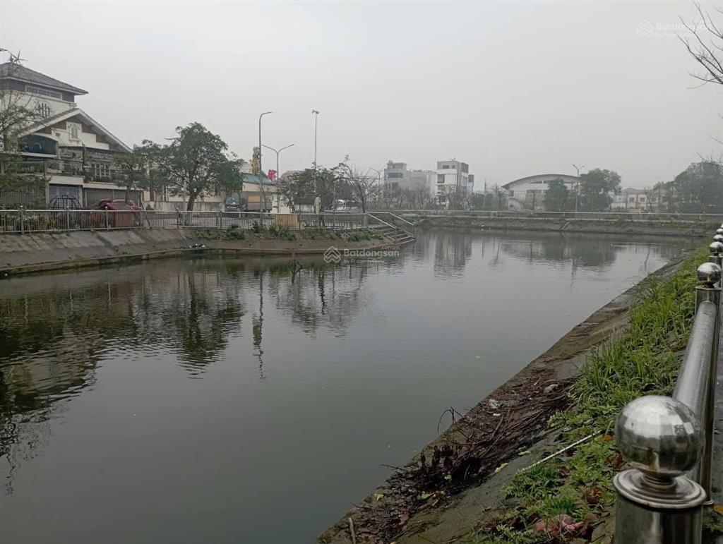 Duy nhất 80m2. mt 5.5m, mai hiên mai lâm. đường ô tô tránh, view hồ. khu vực tiềm năng