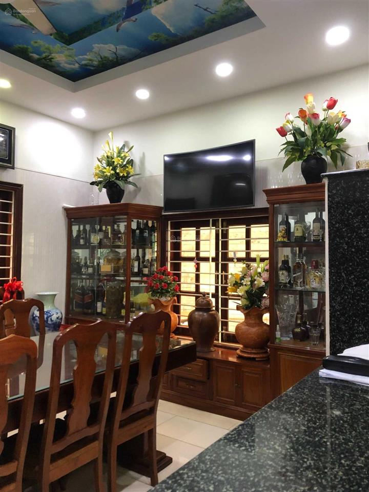 Bán biệt thự 247/3a bình lợi, p13, bình thạnh dt 10x18m. giá 20 tỷ thương lượng