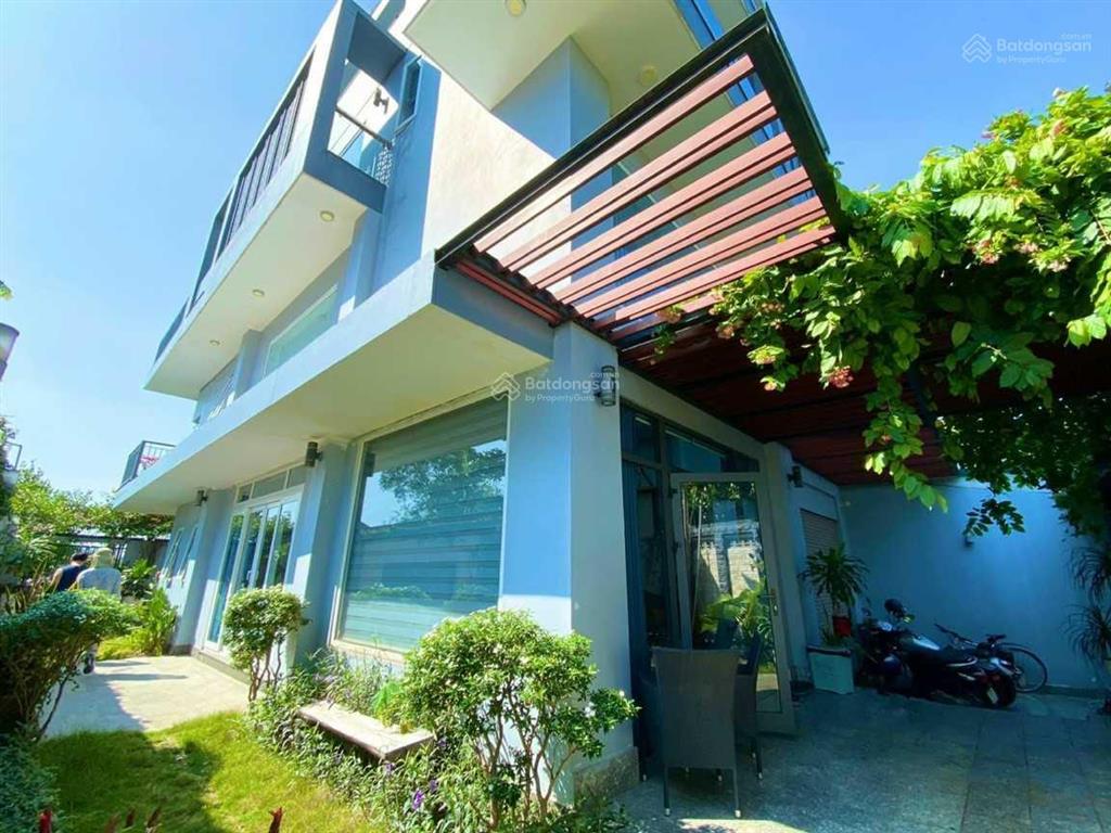 Biệt thự kdc bình lợi, dt 10x18m, trệt 2 lầu áp mái, giá 20,5 tỷ thương lượng