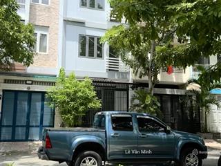 Bán nhà 4 tầng 92m2 đối diện công viên đường đặng thuỳ trâm, ngay đh văn lang