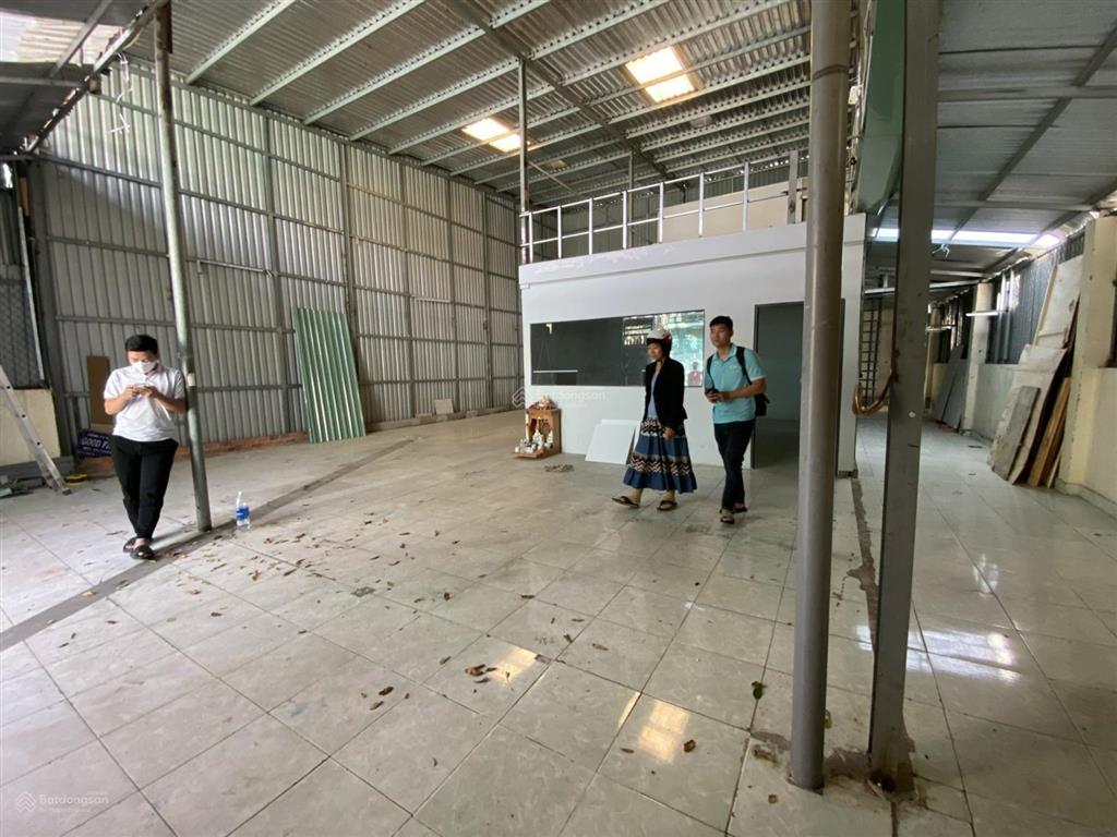 Cho thuê kho bình lợi  bình thạnh, dt 10x20m (200m2) giá 29 triệu/th tl