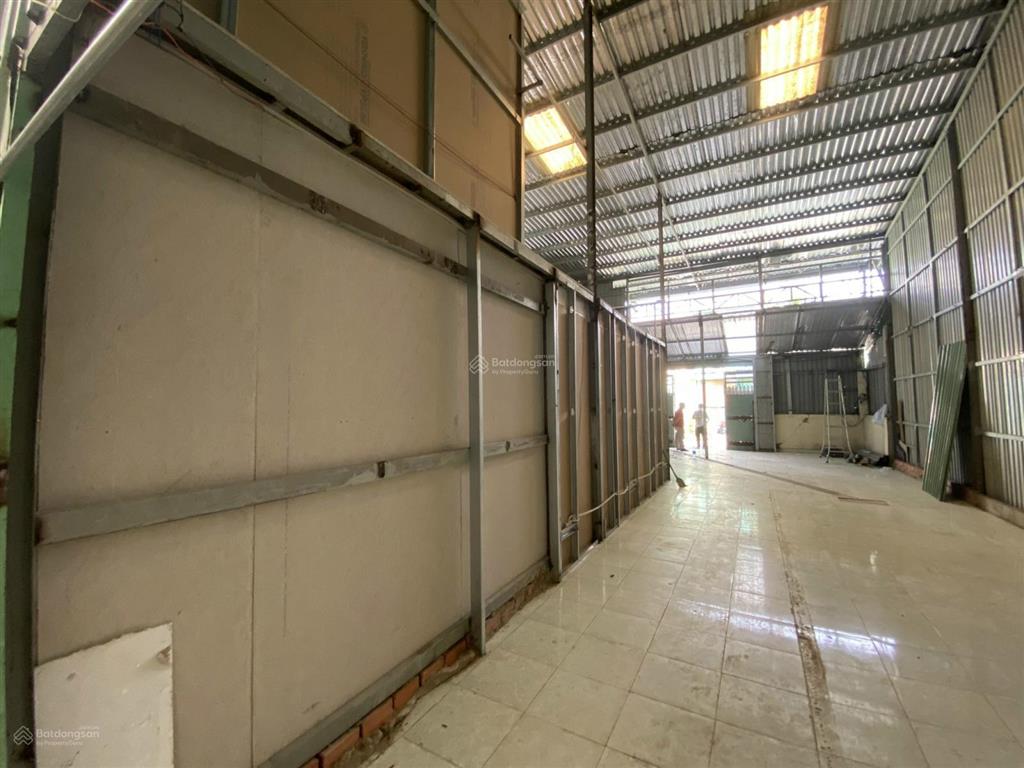 Cho thuê kho bình lợi  bình thạnh, dt 10x20m (200m2) giá 29 triệu/th tl