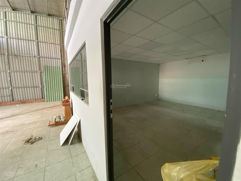 Cho thuê kho bình lợi  bình thạnh, dt 10x20m (200m2) giá 29 triệu/th tl