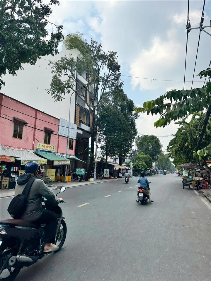 Bán đất 5x20m góc 2mt vị trí đầu kdc bình lợi 100m2 giá 13.3 tỷ tl