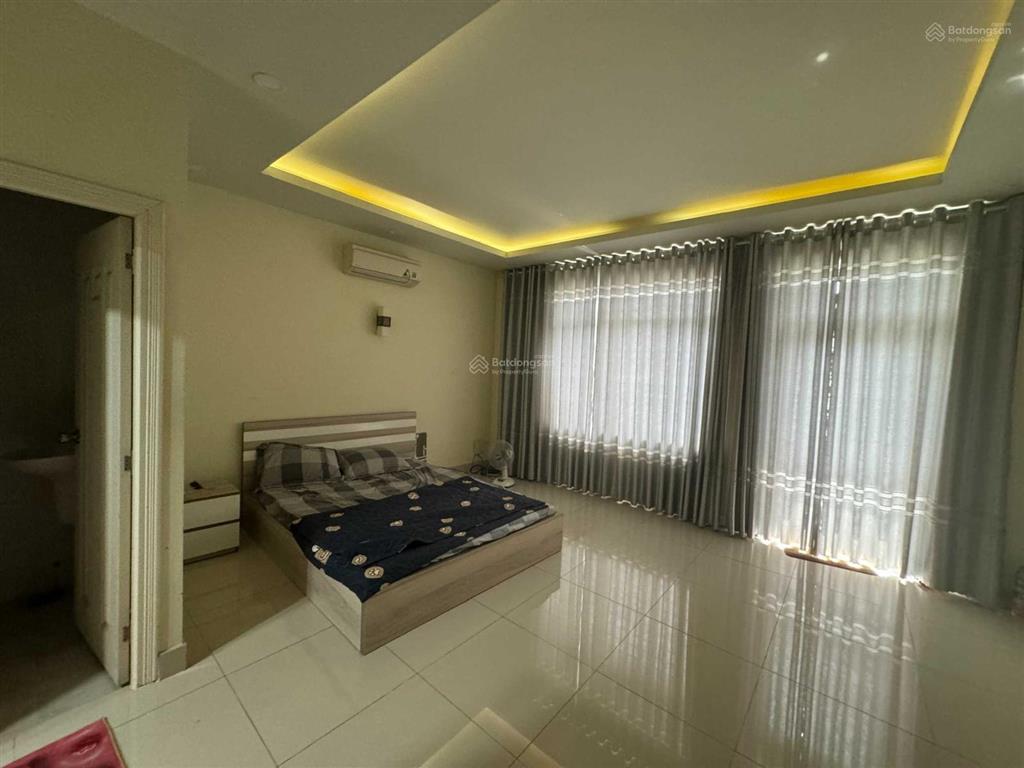 Bán nhà đường 12m bình lợi. dt 4x18m, 1t2lst, giá 13,5 tỷ tl